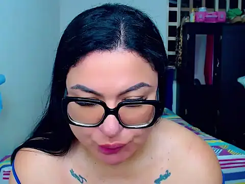 curvy_mature webcam