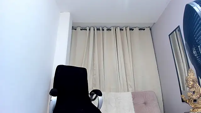 Violeta_Tepes webcam