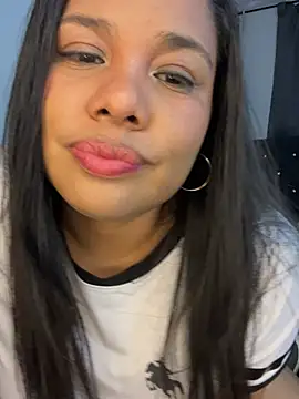 Rashell1_Queen webcam