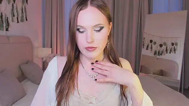 EffieMinki webcam