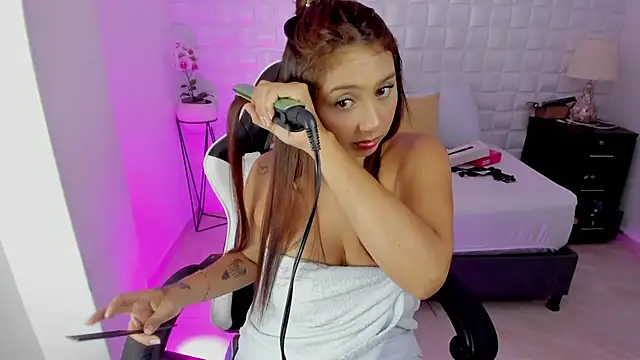 anny_rouse24 webcam