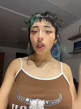 baby_akuma_ webcam