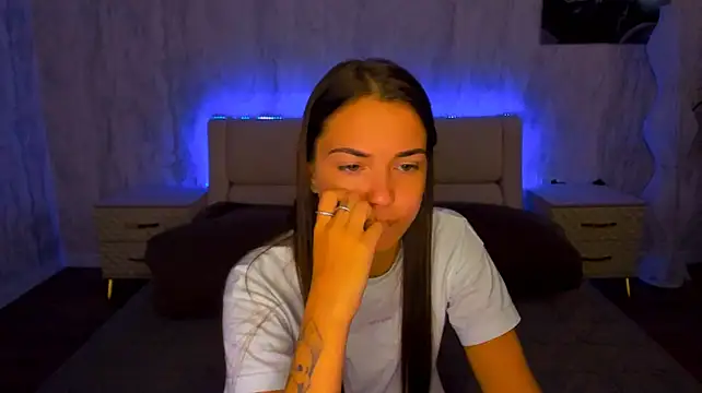 AlexaBarkley webcam