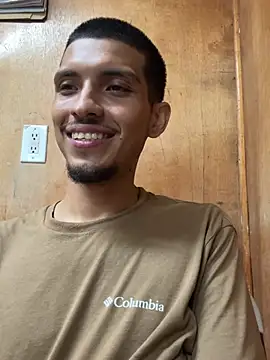 Guillermo618 live sex cam