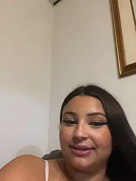 julia_moreira live webcam