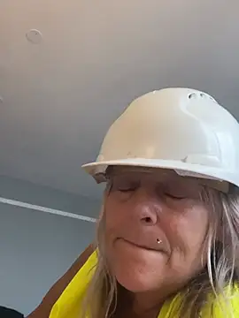 blondnboujee53