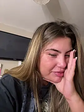 hiddensecretxx webcam