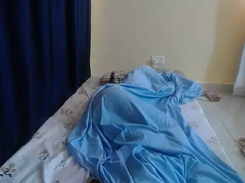 Melaningirly webcam
