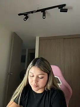 lunablossom_ (F young) - dildo in your pussy + cum show