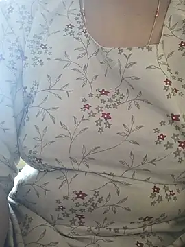 Funcouple0069 webcam