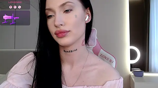 JenniferQueen11 webcam
