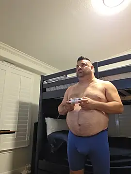 roddog18 (Ask my age) - Cum in the shower