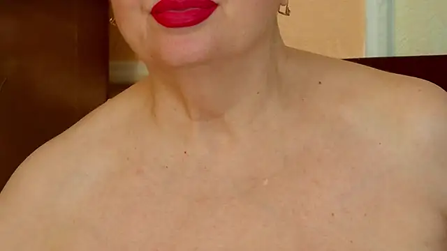 LadyPosh live cam on StripChat