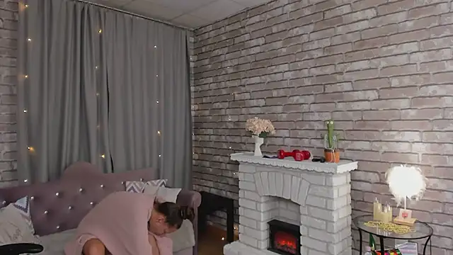 SarahCoksss live cam on StripChat
