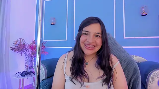 TaraTaylorr live cam on StripChat