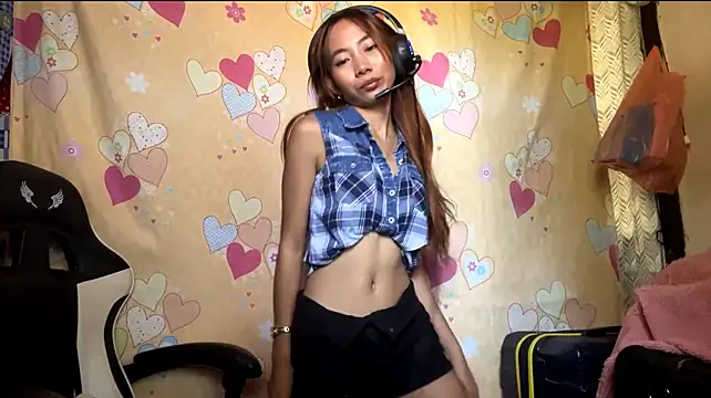 PiaSwida live cam on StripChat