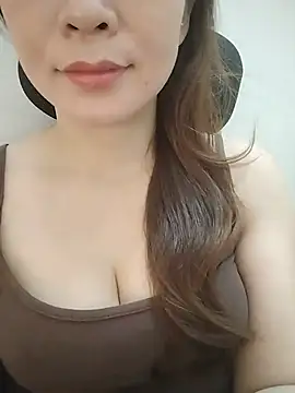 Snail_niE live cam on StripChat