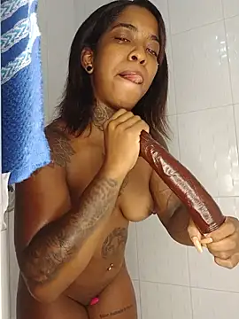 Pauline_Fox live cam on StripChat