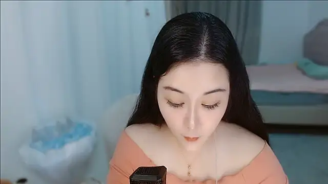 Amy-cnbaby live cam on StripChat