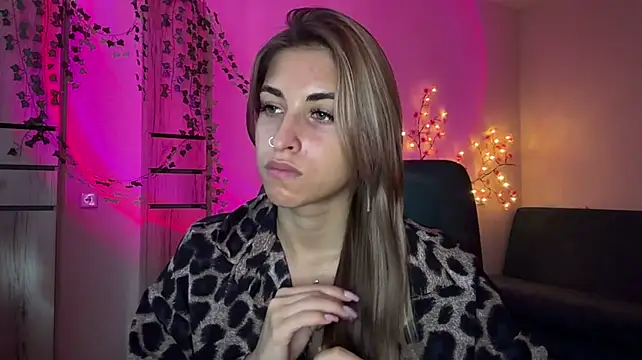 Rossy_Vega live cam on StripChat