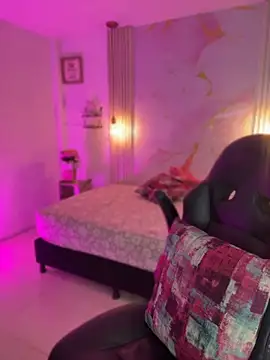 amber_white15 webcam