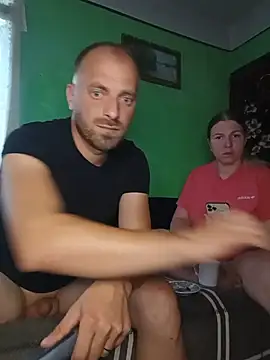 Aliceandmario webcam