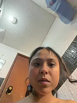 littlee_Lucy webcam