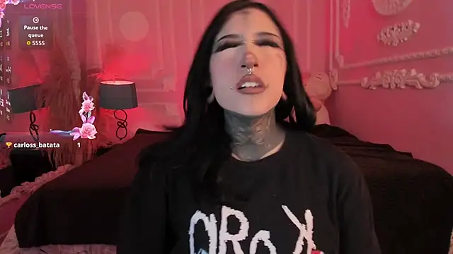 Kat_VonDe webcam