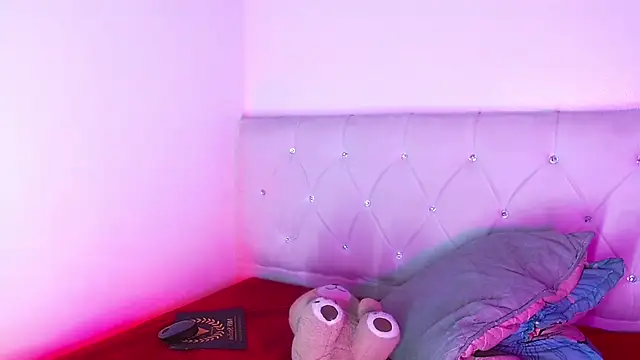 Angel_foxc13