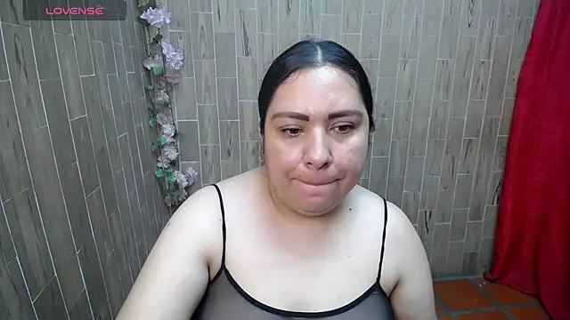 solyeria live cam on StripChat