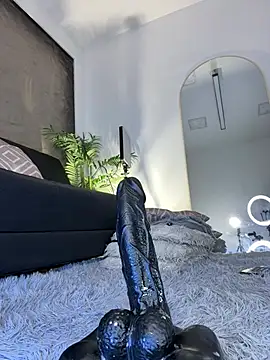 Isa__Blanc webcam