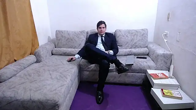 Victor_Maitland live cam on StripChat