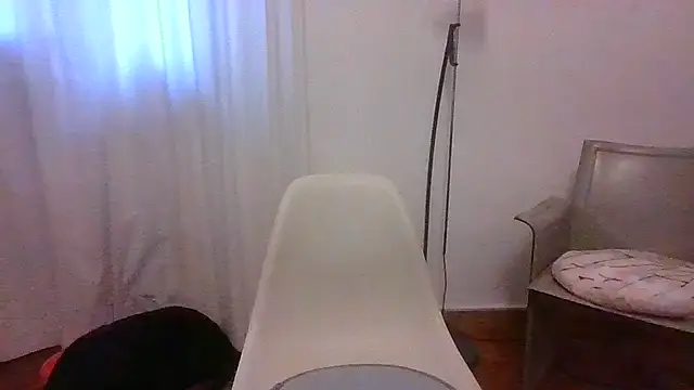 ANONIMO7735 live cam on StripChat