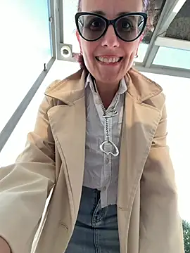 natakitten (F milf) - Open top for 2 minutes in public,LT🎁