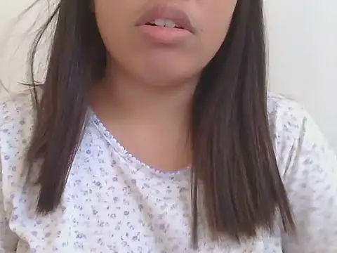 ChubbyButty live cam on StripChat
