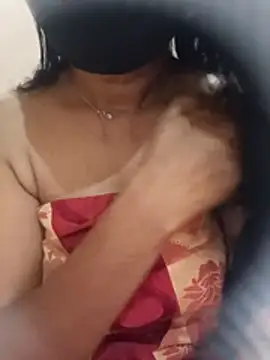 Nila_tamil36 webcam