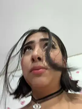 cherry_skinnyy_ live cam on StripChat