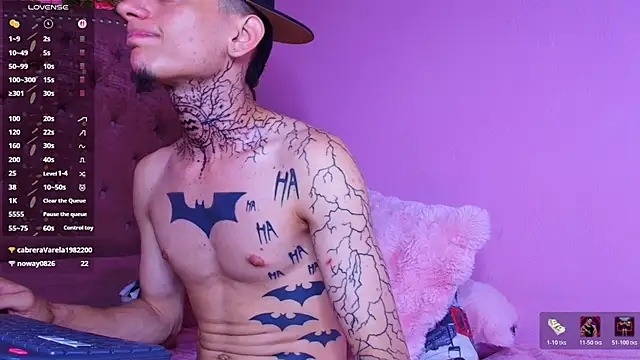 TheBatMansion live cam on StripChat