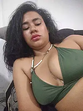AntonellaMonroew webcam