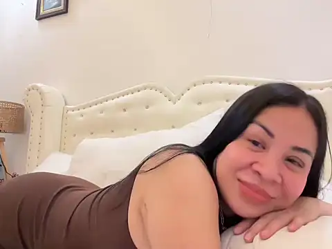 NaughtySCARLETSIN webcam