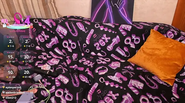 amanda_strong live cam on StripChat