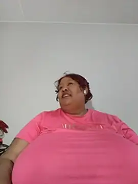 nancy111 (F milf) - Make me squit and cum on my toy