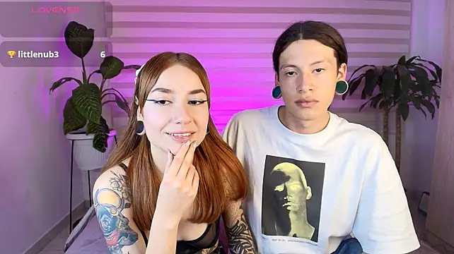 Sky_Intimate webcam