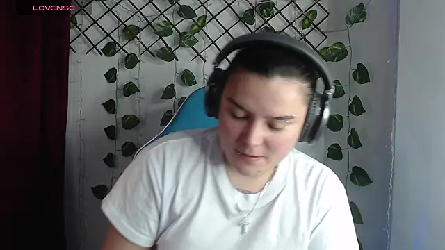 Nika_1_ webcam