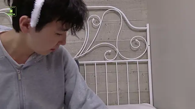 heejinwang (M young) - make me happy