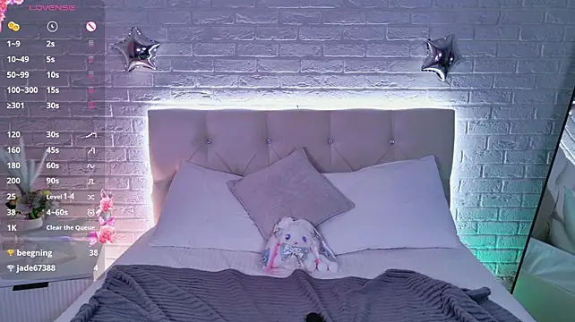 ChloeWells webcam