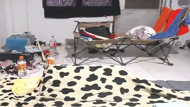 1CuteAndSexy69 live webcam
