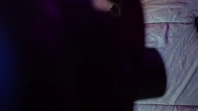 Twisted_Fantasy webcam