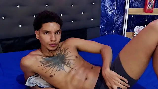 kai_storm77 webcam