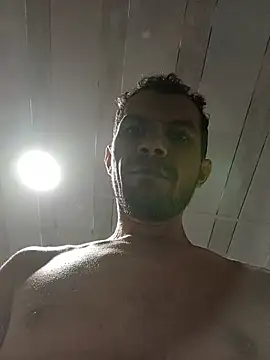 Skinyhot99 webcam